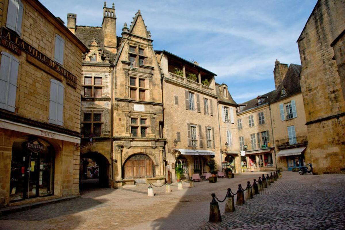 La Vieille Ferme: Superbe Complexe De 3 Gites En Pierre Avec Piscine Au Coeur Du Perigord Noir Saint-Genies Buitenkant foto